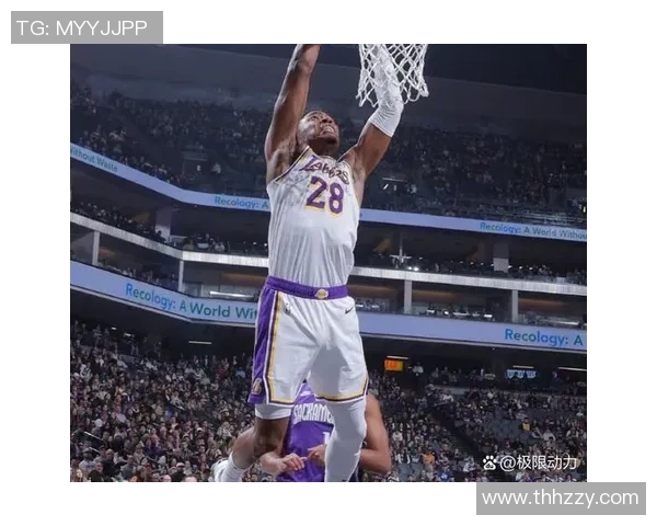 湖人对决国王首场较量精彩回顾与赛后分析